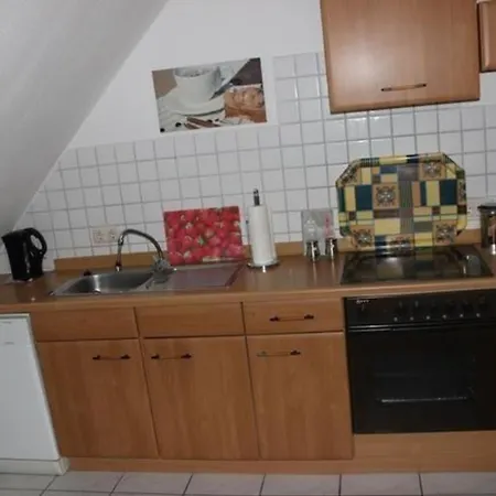 Apartment In Burhave Mit Grill Und Garten